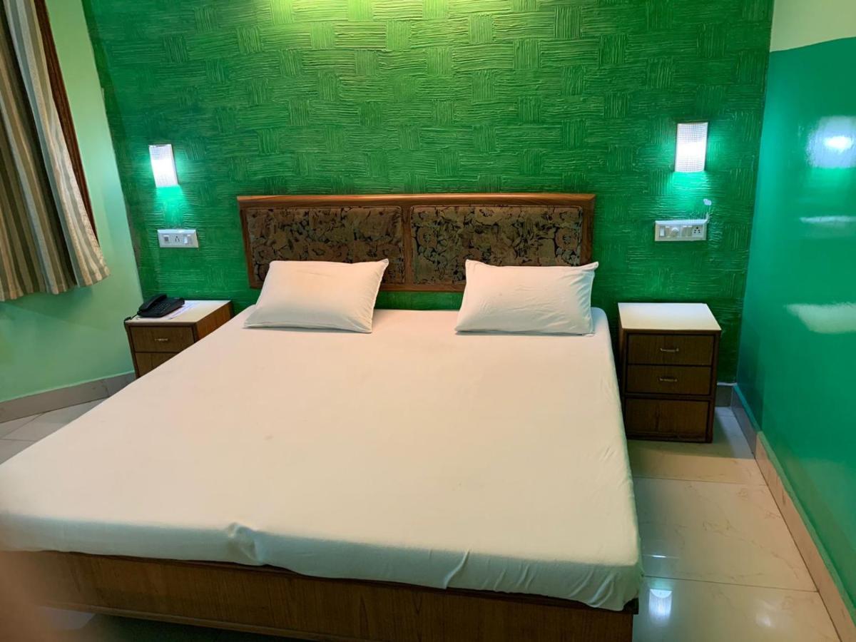 Hotel Raman'S Jagādhri Exterior photo
